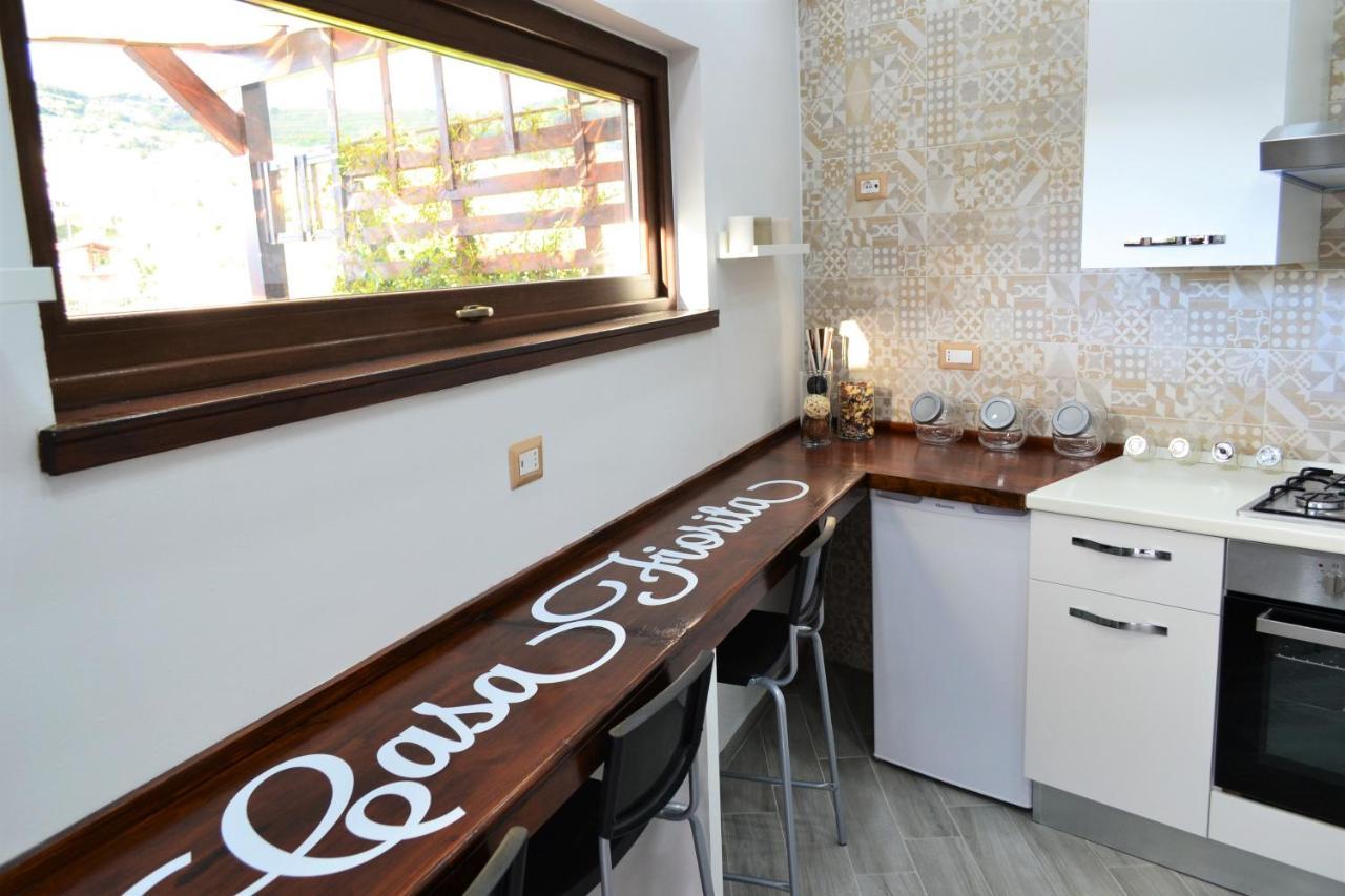 Bed and Breakfast Casa Fiorita Gragnano Esterno foto
