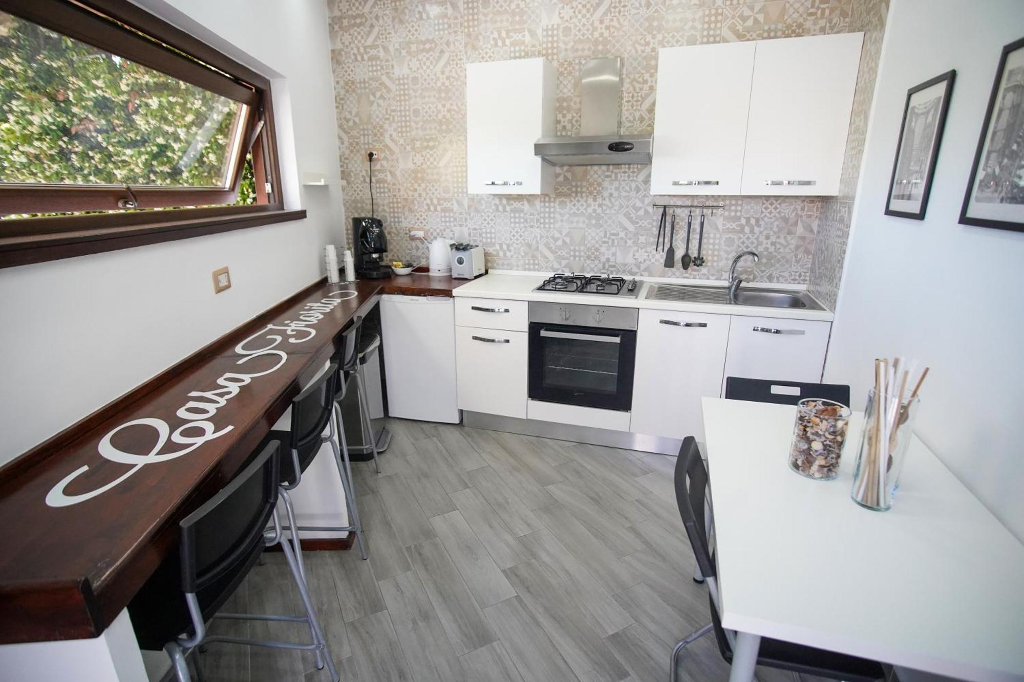 Bed and Breakfast Casa Fiorita Gragnano Esterno foto